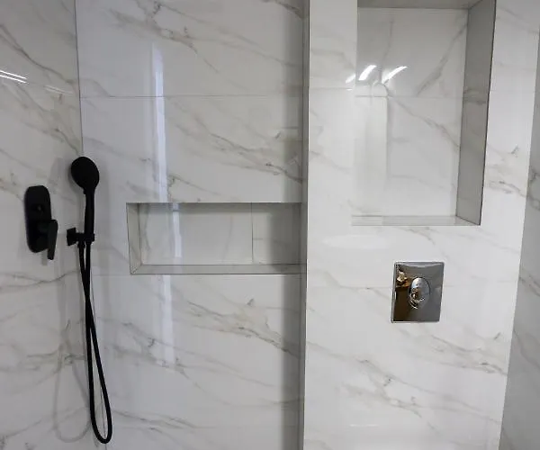 Foinikounta View מלון דירות 3*