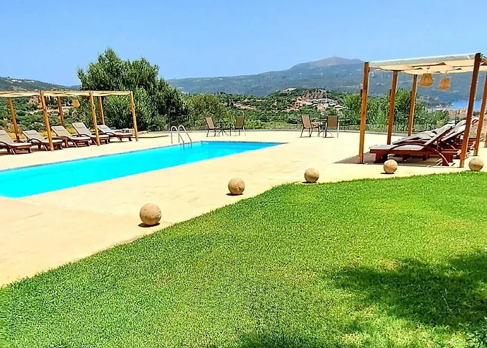 מלון דירות Foinikounta View