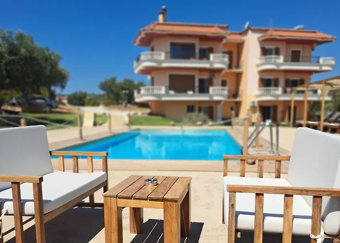 Foinikounta View Apartmanhotel